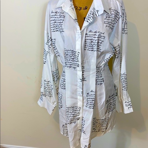 White top - Picture 1 of 3